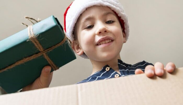 Teach giving this christmas in avalon park