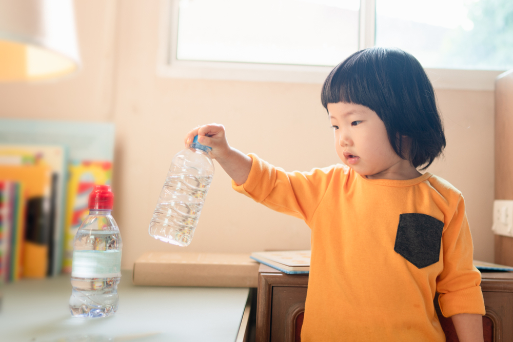 Sensory bottles for Toddlers - Little Learning Club